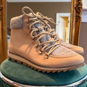 Sorel Beige Lace-Up Boots with Gray Details